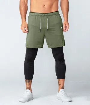 8900 . AirPro Regular-Fit Shorts - Military Green